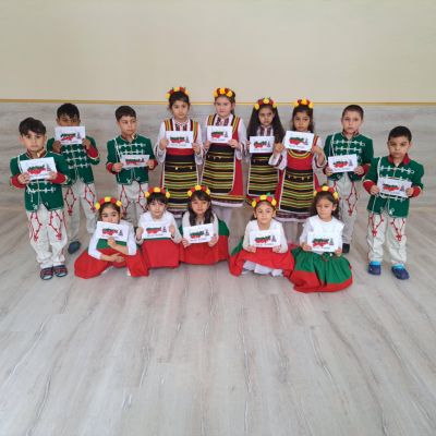 ТРЕТИ МАРТ - ДГ Щурче - Гроздьово