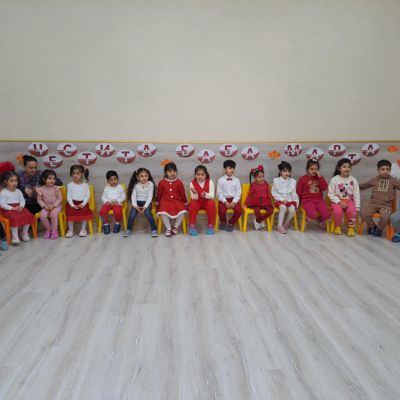 БАБА МАРТА 25 г. 4