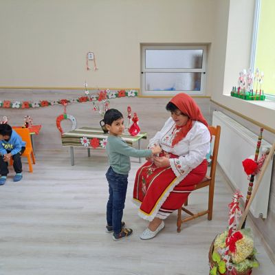 БАБА МАРТА 25 г. 8